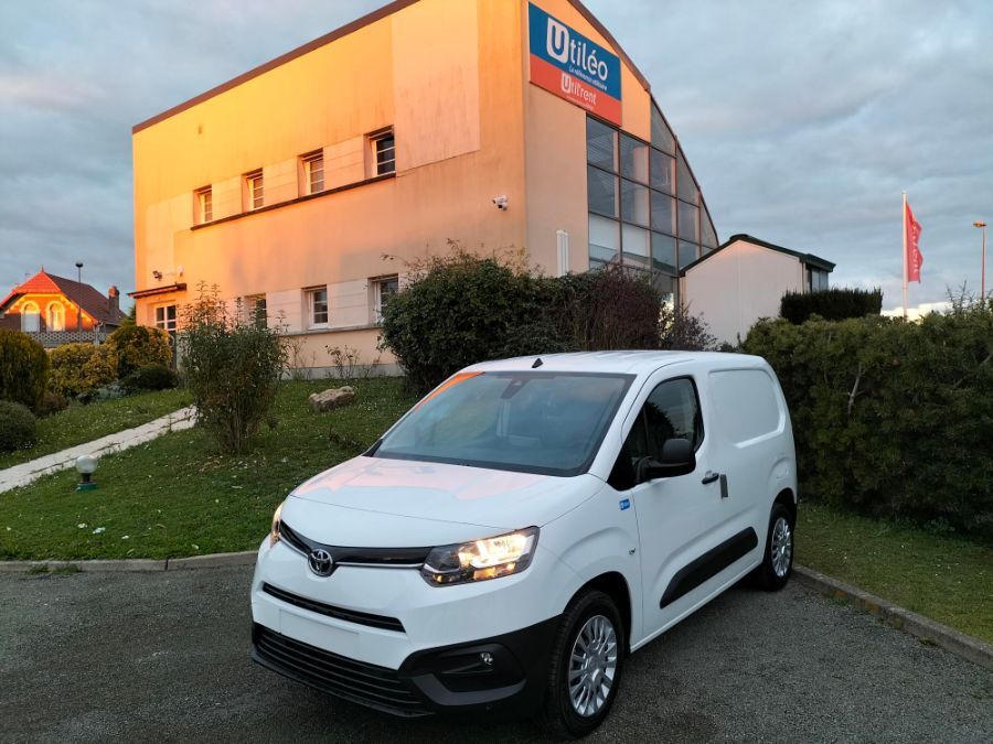 Fourgonnettes utilitaires TOYOTA PROACE CITY 203001 Vue 1