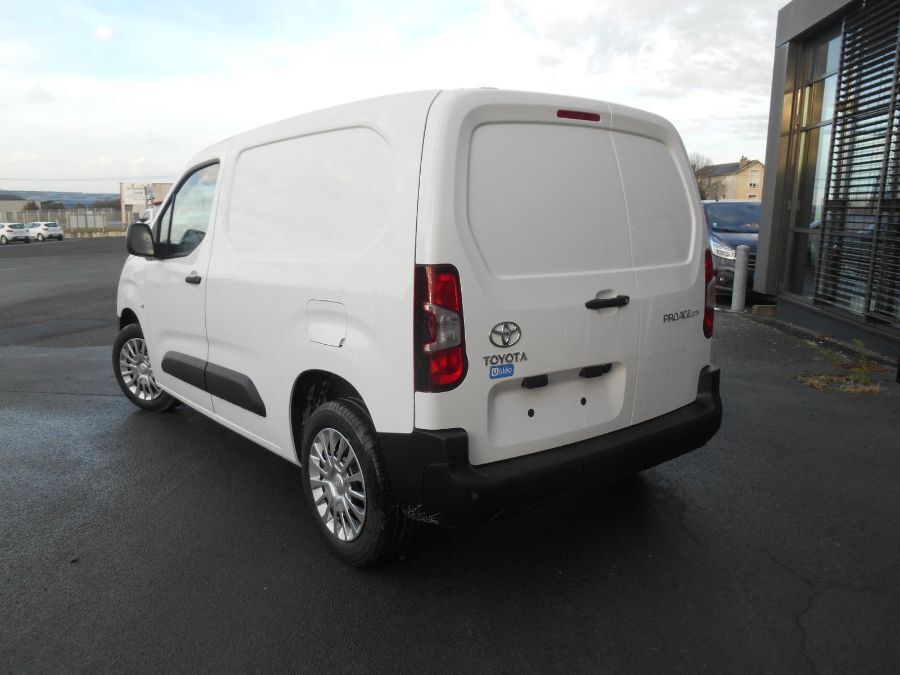 Fourgonnettes TOYOTA PROACE CITY 209443 Vue 3