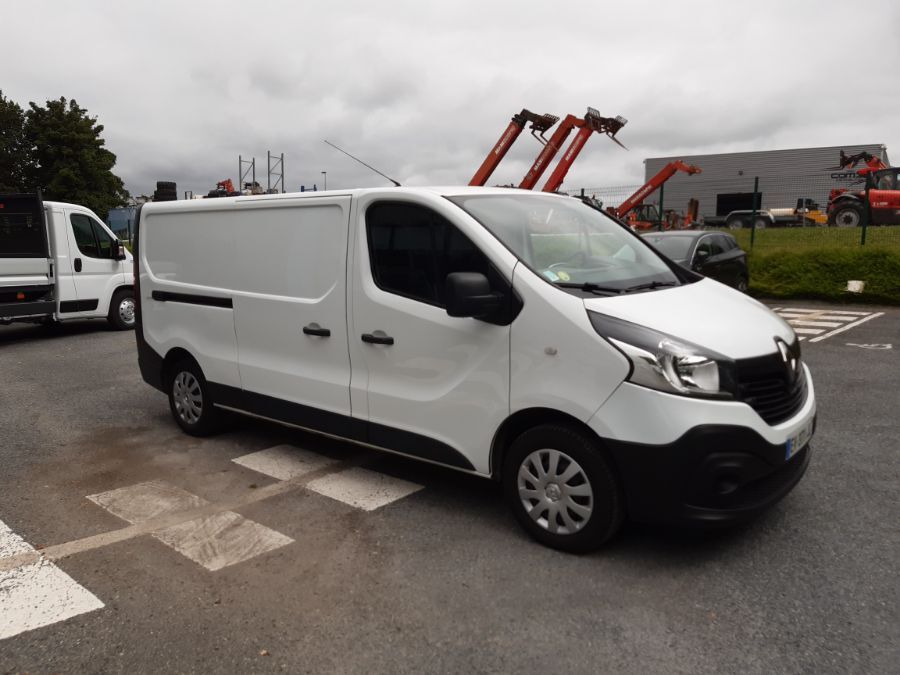 Fourgons Compacts RENAULT TRAFIC 229391 Vue 2