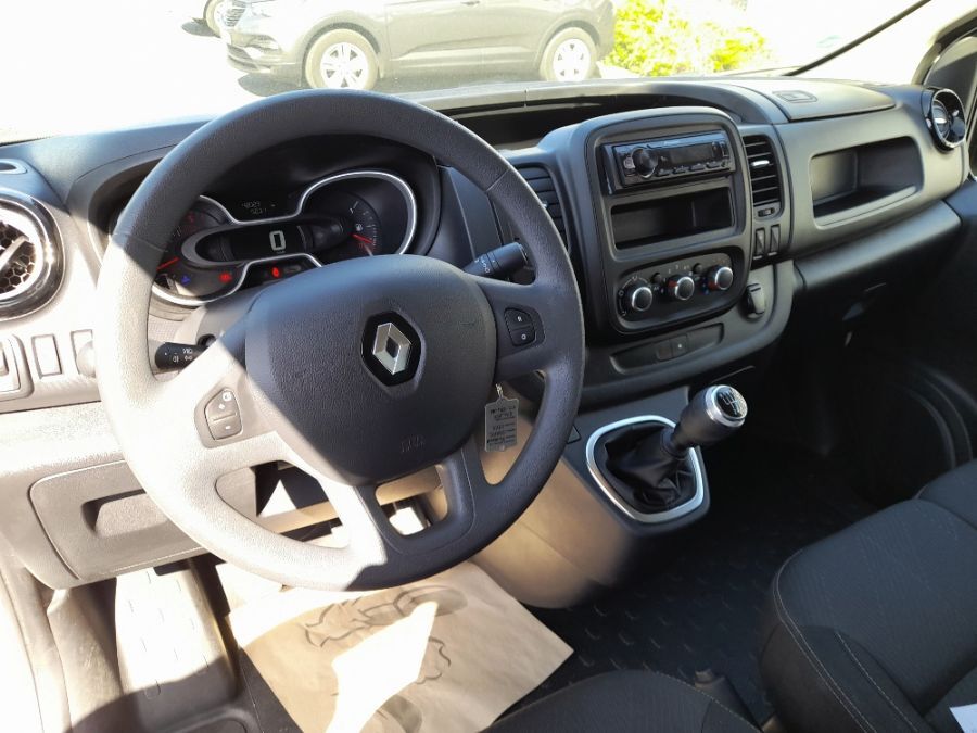 Fourgons Compacts RENAULT TRAFIC 230158 Vue 6