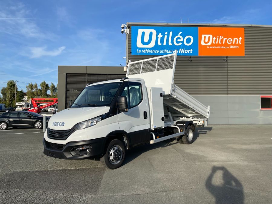 Benne IVECO DAILY 214809 Vue 1