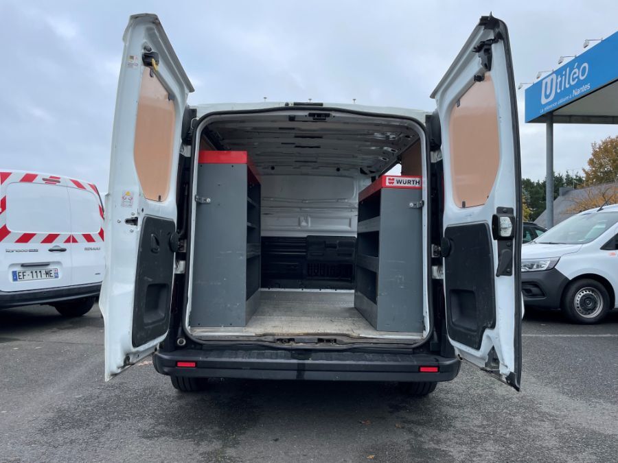Fourgons Compacts RENAULT TRAFIC 247028 Vue 5
