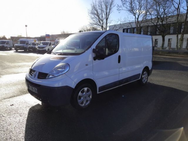 Fourgons Compacts RENAULT TRAFIC L1H1 DCI90 CFT 249964