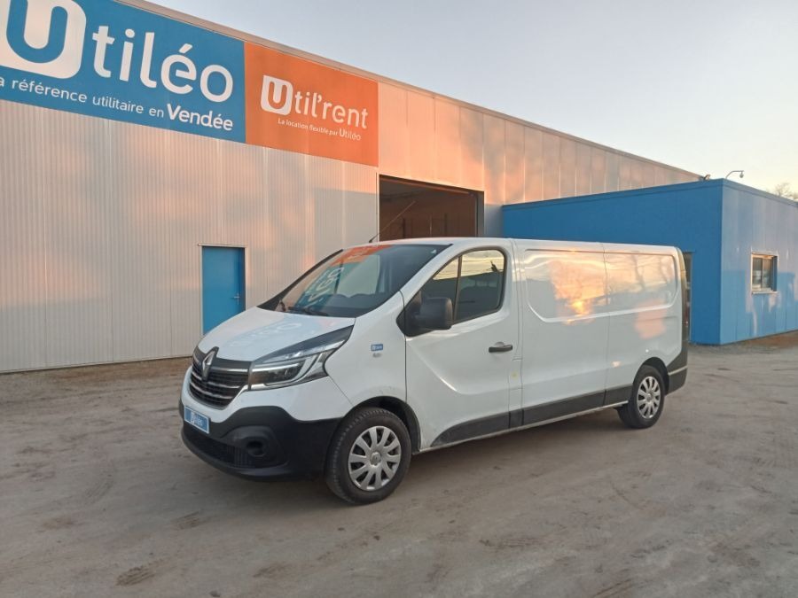 Fourgons Compacts RENAULT TRAFIC 243809 Vue 1