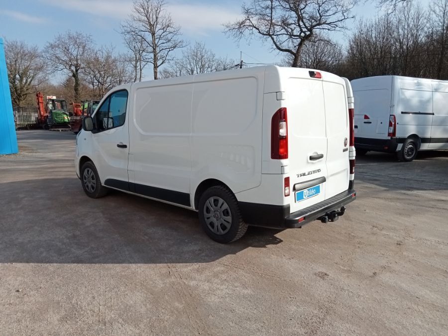 Fourgons Compacts FIAT TALENTO 251800 Vue 4