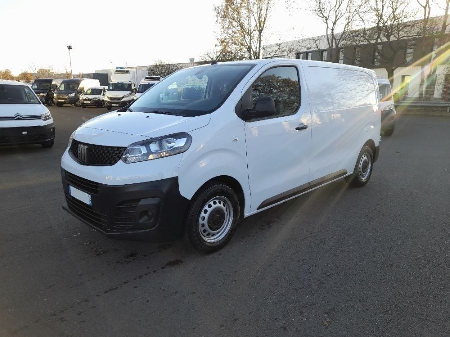 Fourgons Compacts FIAT SCUDO 245865 Vue 1
