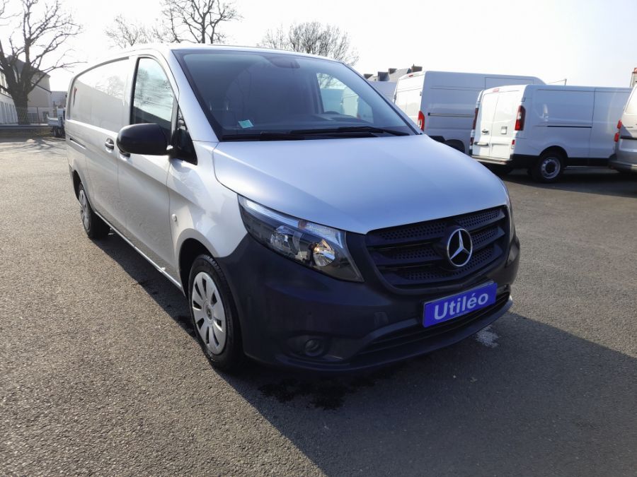 Fourgons Compacts MERCEDES-BENZ VITO 254596 Vue 2