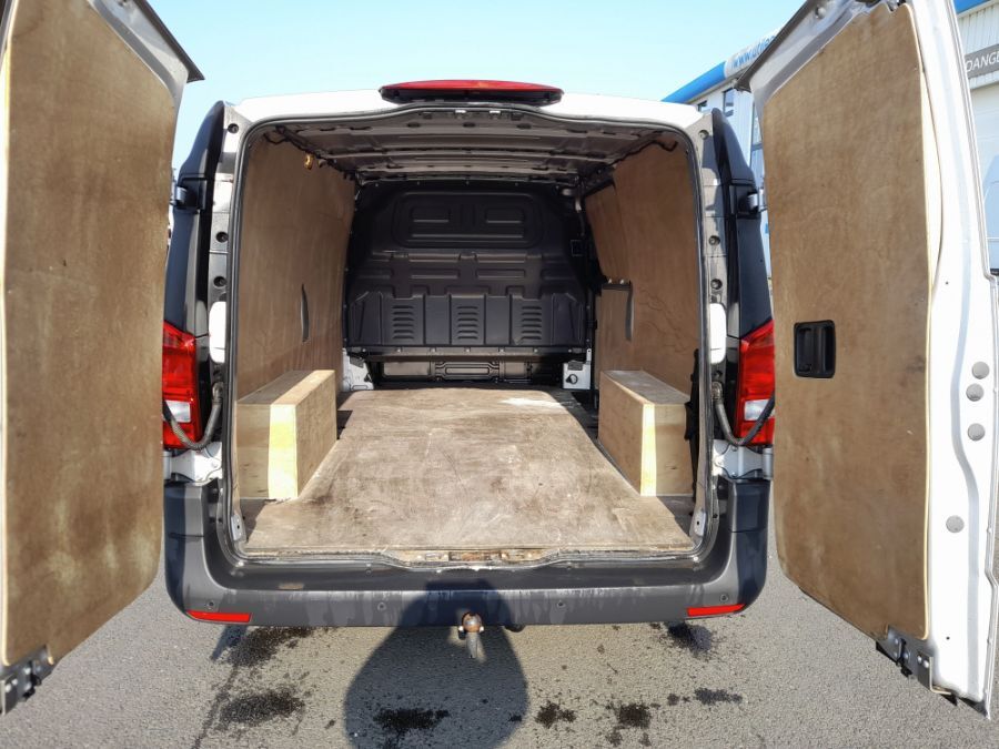 Fourgons Compacts MERCEDES-BENZ VITO 254596 Vue 6