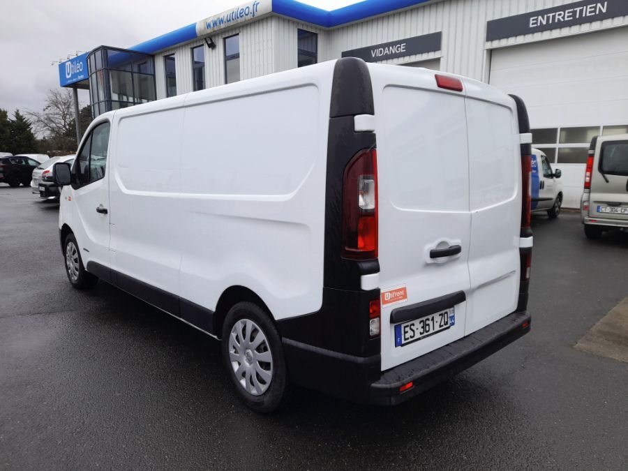 Fourgons Compacts RENAULT TRAFIC 254765 Vue 4