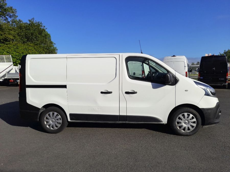 Fourgons Compacts RENAULT TRAFIC 260716 Vue 6