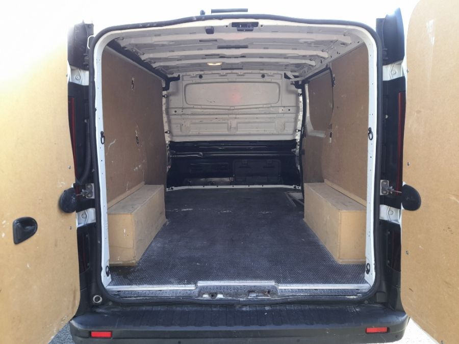 Fourgons Compacts RENAULT TRAFIC 260716 Vue 4