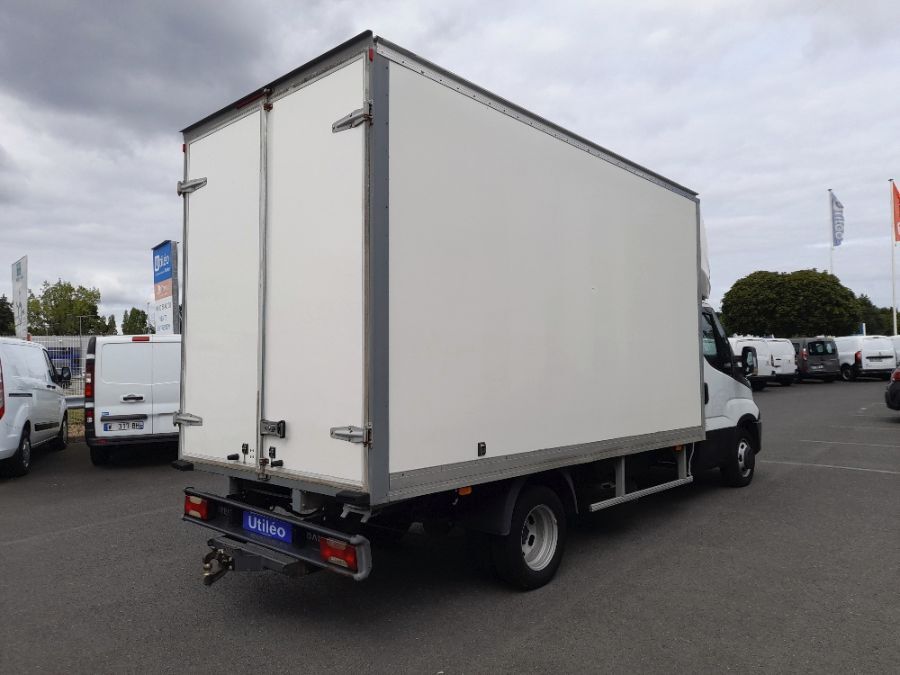 Caisses Grand Volume IVECO DAILY CCB 265606 Vue 4