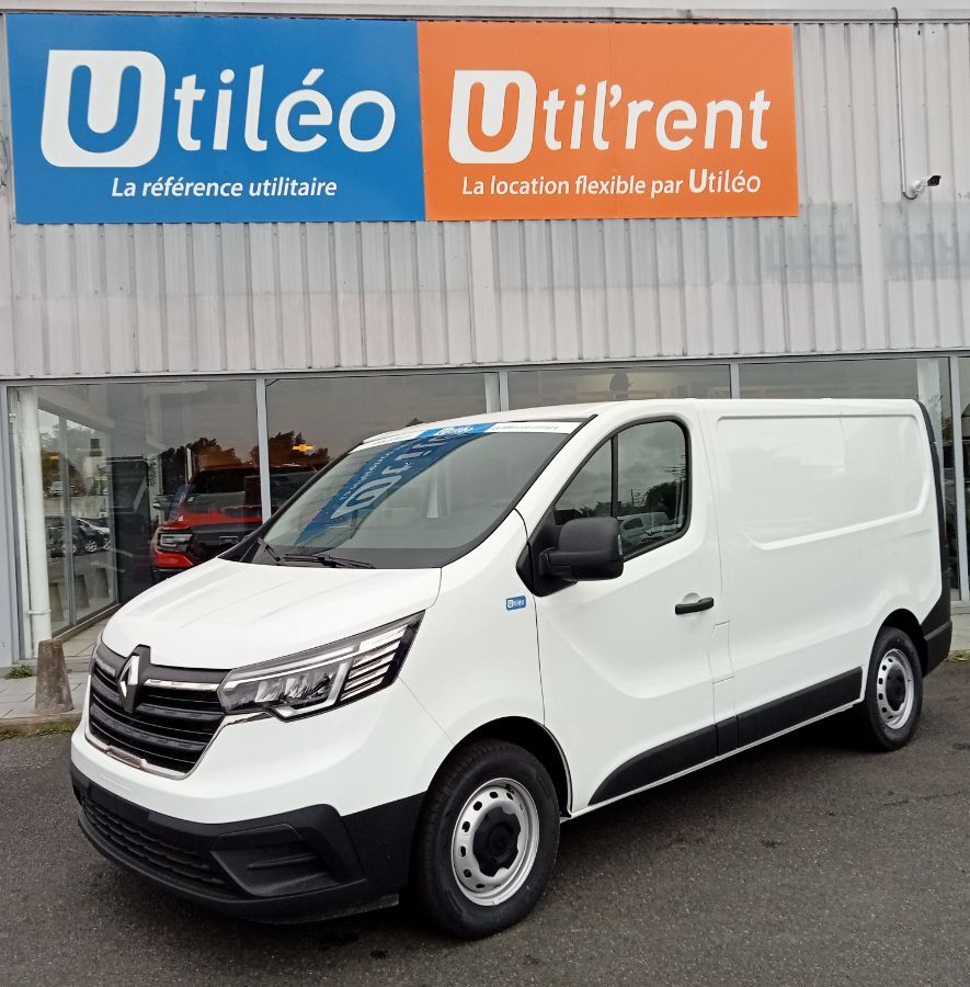 Fourgons Compacts RENAULT TRAFIC 267627 Vue 2