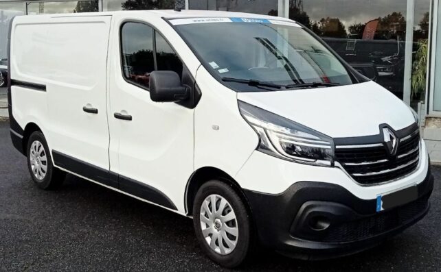 Fourgons Compacts RENAULT TRAFIC L1H1 DCI120 GD CFT 260721