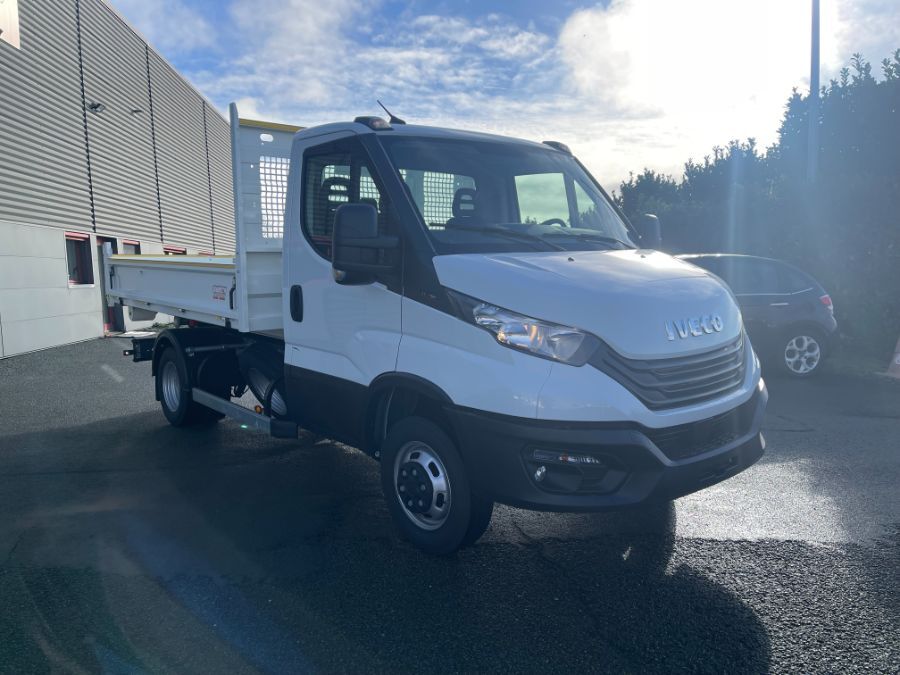 Bennes, Plateaux & Grues IVECO DAILY 264850 Vue 8