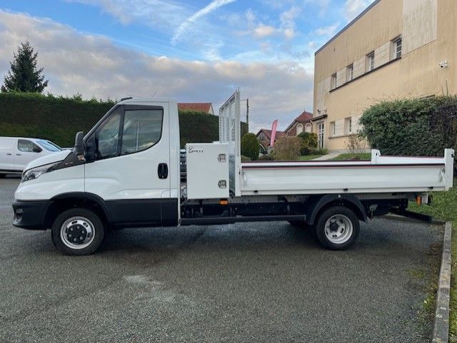 Bennes, Plateaux & Grues IVECO DAILY 268237 Vue 4