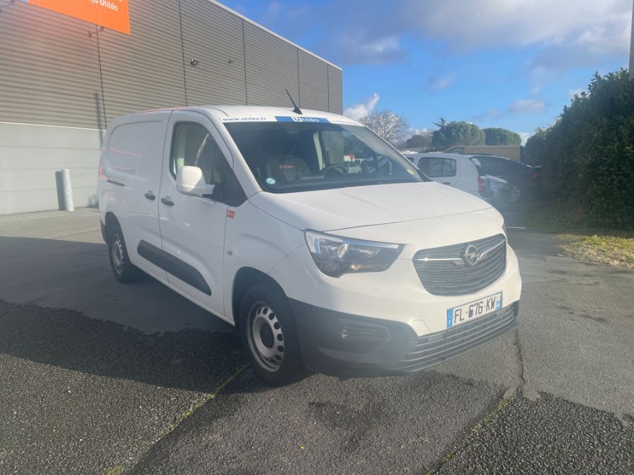 Fourgonnettes OPEL COMBO 271011 Vue 2