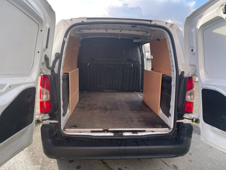 Fourgonnettes OPEL COMBO 271011 Vue 5