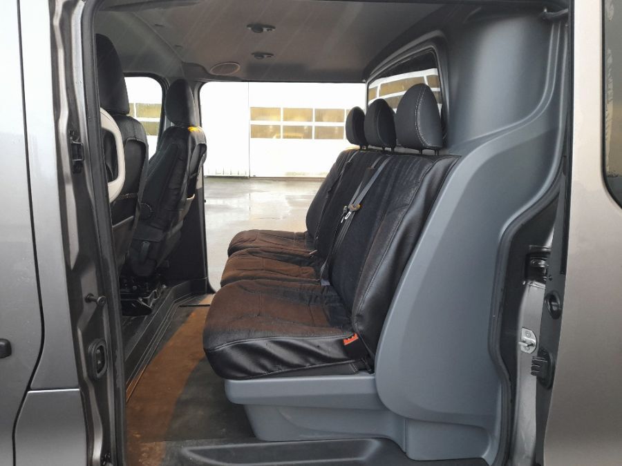Fourgons Compacts RENAULT TRAFIC 272124 Vue 8