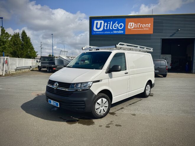 Fourgons compacts d'occasion VOLKSWAGEN TRANSPORTER 6.1 VAN L1H1 2.0 TDI 110 BVM5 BUSINESS 273725