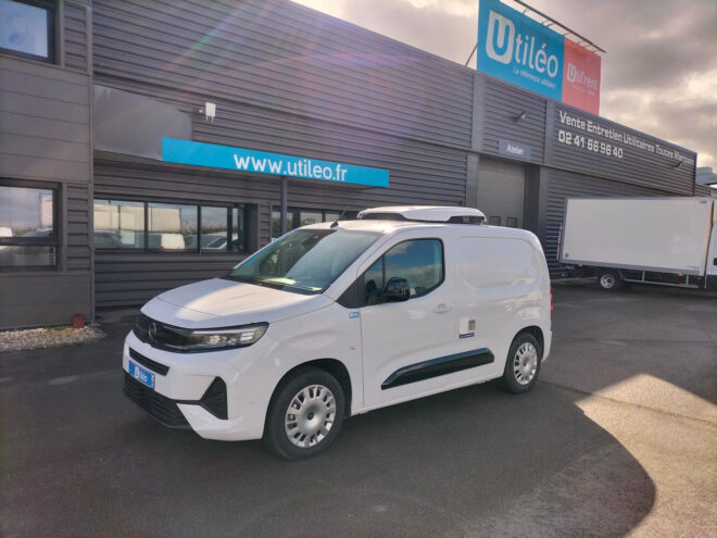 Frigorifiques d'occasion OPEL COMBO CARGO M 1.5HDI 100 BVM6 272996