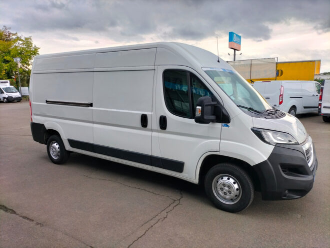 Fourgons Surélevés PEUGEOT BOXER FOURGON 273576 Vue 2