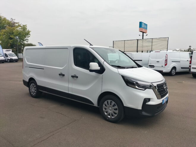 Fourgons Compacts NISSAN PRIMASTAR FOURGON 273844 Vue 2