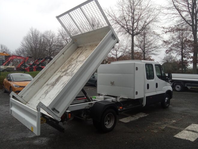 Bennes, Plateaux & Grues IVECO DAILY CHASSIS DBLE CABINE 273835 Vue 4
