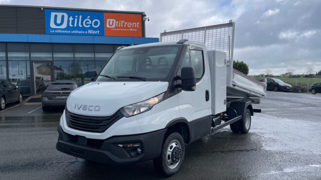 Utilitaires benne neufs IVECO DAILY CHASSIS CABINE CC 35 C 16H3.0 EMP 3750 QUAD-TOR BVM6 273859