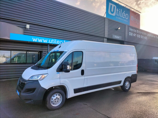 Fourgons Surélevés d'occasion OPEL MOVANO FOURGON FGN 3.5T L3H2 140 BLUE HDI S&S 273684