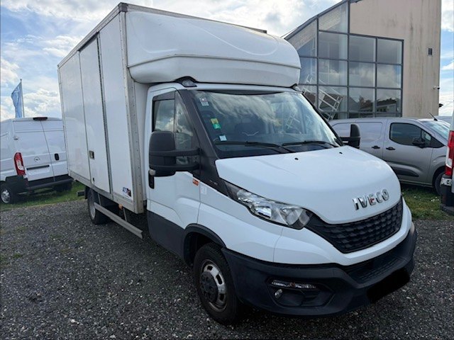 Caisses grand volume d'occasion IVECO DAILY CHASSIS CABINE CC 35 C 16H3.0 EMP 4100 QUAD-LEAF BVM6 274281