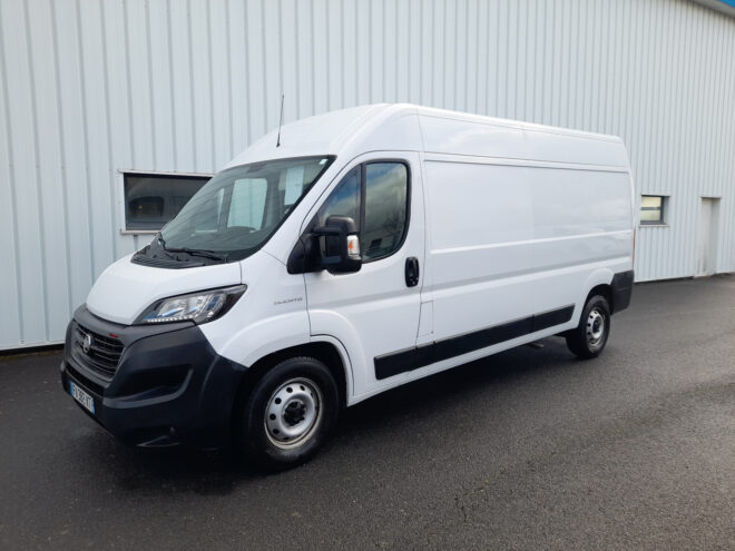 Fourgons Surélevés d'occasion FIAT DUCATO FOURGON EURO 6D-TEMP TOLE 3.3 L H2 2.3 MJT 180 PRO LOUNGE 274357