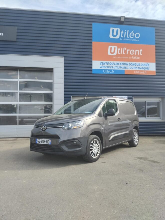 Fourgonnettes d'occasion TOYOTA PROACE CITY FOURGON RC22 MEDIUM 1.5L 100 D-4D BVM5 BUSINESS 274324