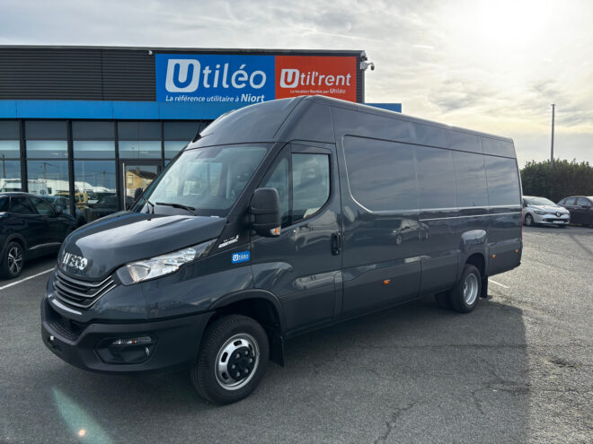 Fourgons Surélevés d'occasion IVECO DAILY FOURGON FGN 35 C 18H V16/P H2 Q-TOR HI-MATIC 273671