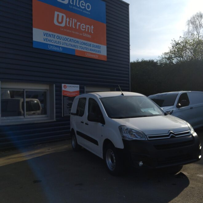 Fourgonnettes d'occasion CITROEN BERLINGO FOURGON M BLUEHDI 75 CLUB 274024