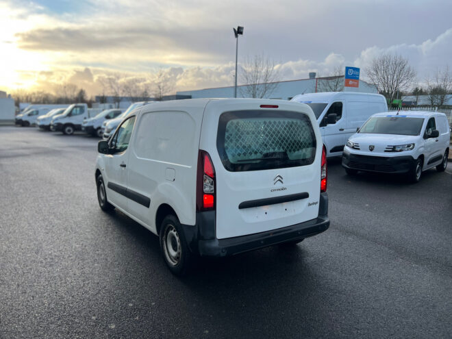 Fourgonnettes CITROEN BERLINGO FOURGON 274026 Vue 3