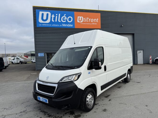 Fourgons Surélevés d'occasion PEUGEOT BOXER 335 L3H3 2.0 BLUEHDI 130 PREMIUM 273016