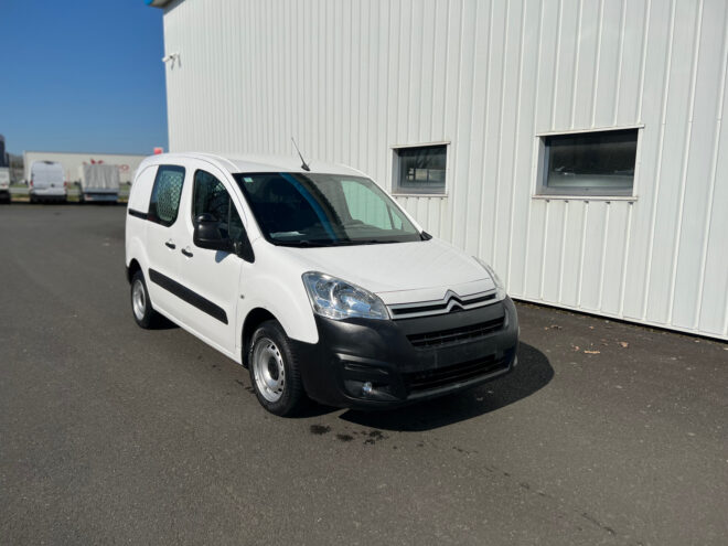Fourgonnettes d'occasion CITROEN BERLINGO FOURGON M BLUEHDI 75 CLUB 274092