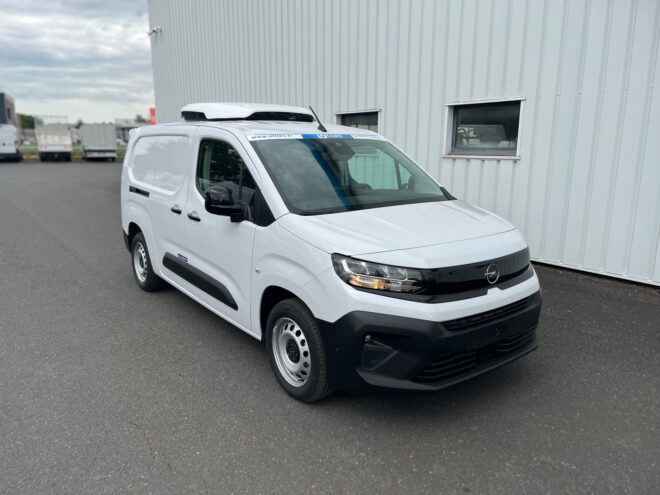 Frigorifiques d'occasion OPEL COMBO CARGO XL 950 KG BLUEHDI 130 S&S EAT8 273806
