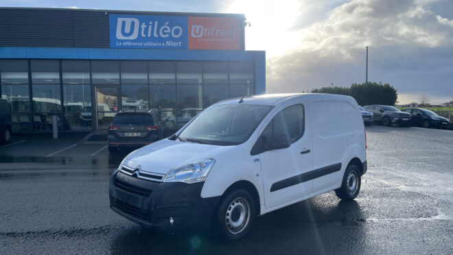 Fourgonnettes CITROEN BERLINGO FOURGON 274088 Vue 1