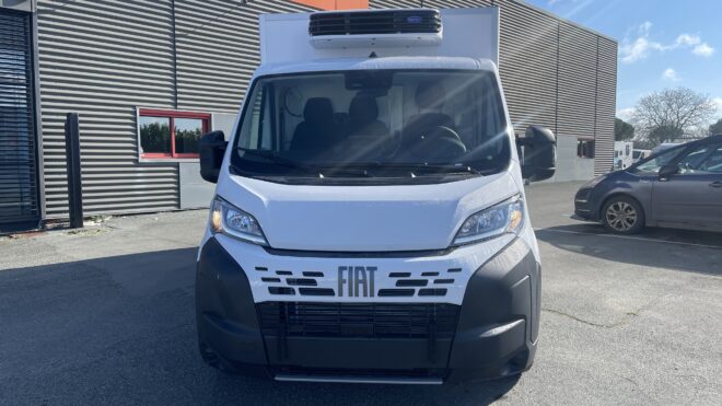 Frigorifiques FIAT DUCATO PLANCHER CABINE 272949 Vue 2