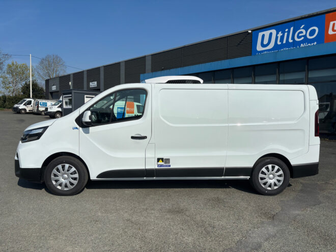 Frigorifiques NISSAN PRIMASTAR FOURGON 273842 Vue 2