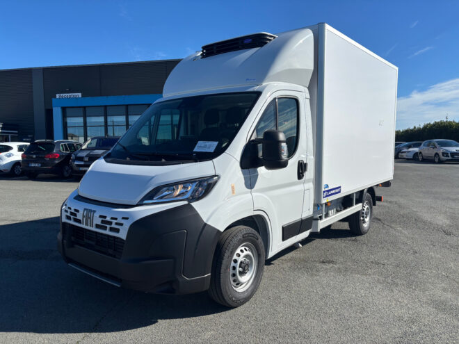 Frigorifiques d'occasion FIAT DUCATO CHASSIS CABINE CC M 3.5T MAXI HD 140 CH S&S BVM6 274074