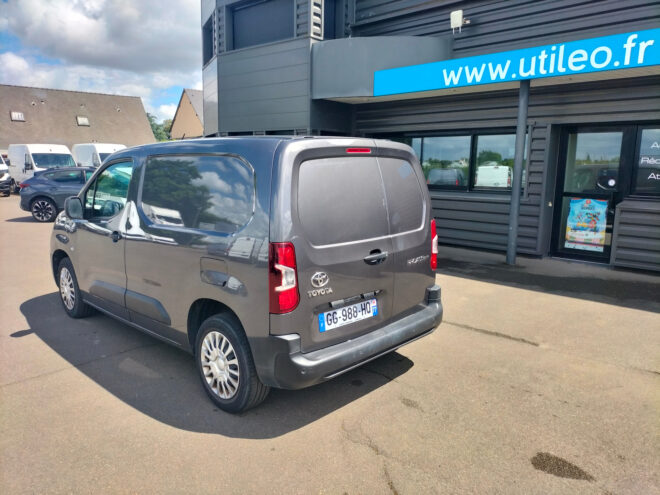 Fourgonnettes TOYOTA PROACE CITY FOURGON RC22 274324 Vue 4