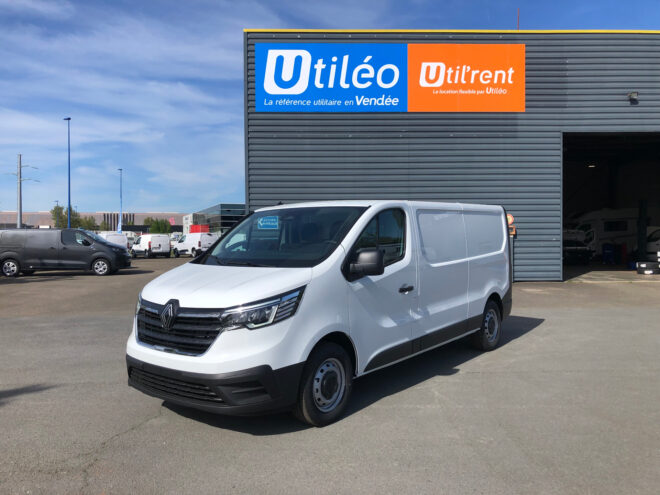 Fourgons Compacts RENAULT TRAFIC FOURGON 273980 Vue 1