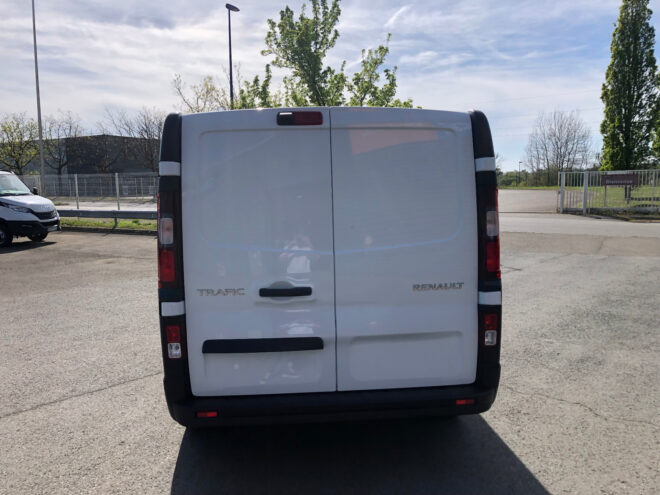Fourgons Compacts RENAULT TRAFIC FOURGON 273980 Vue 4