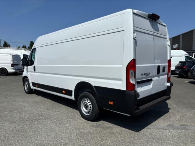 Fourgons Surélevés FIAT DUCATO FOURGON 274547 Vue 3