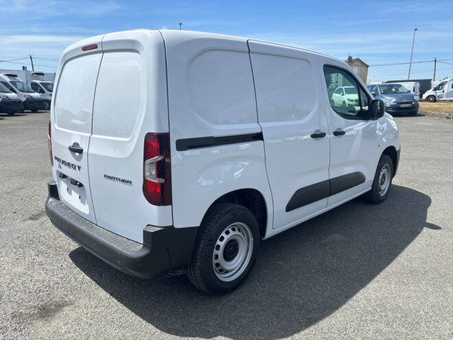 Fourgonnettes PEUGEOT PARTNER FOURGON 274525 Vue 4