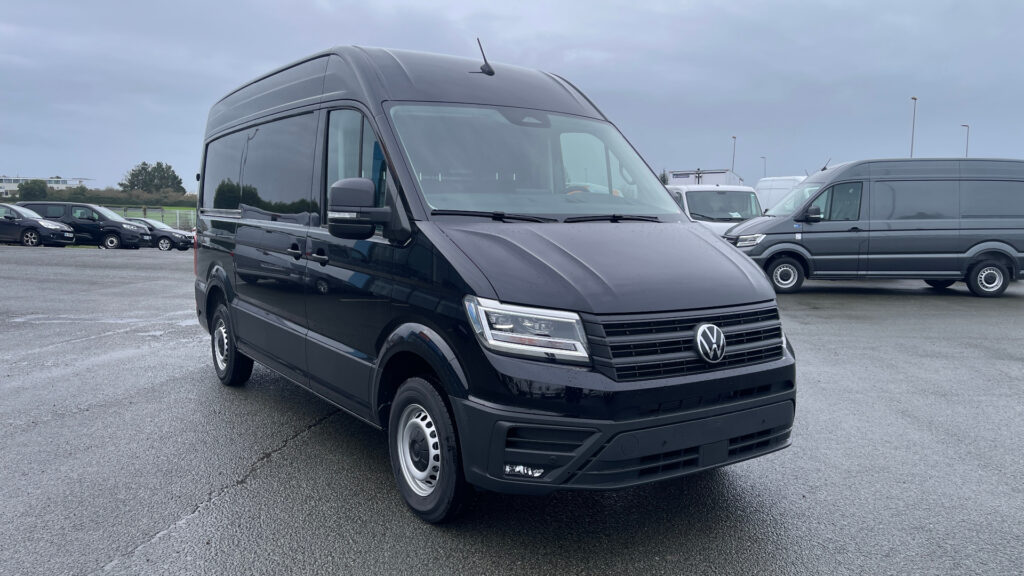 Fourgons Surélevés VOLKSWAGEN CRAFTER VAN 274235 Vue 2