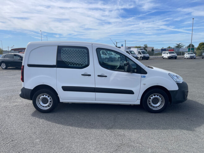 Fourgonnettes CITROEN BERLINGO FOURGON 274022 Vue 3